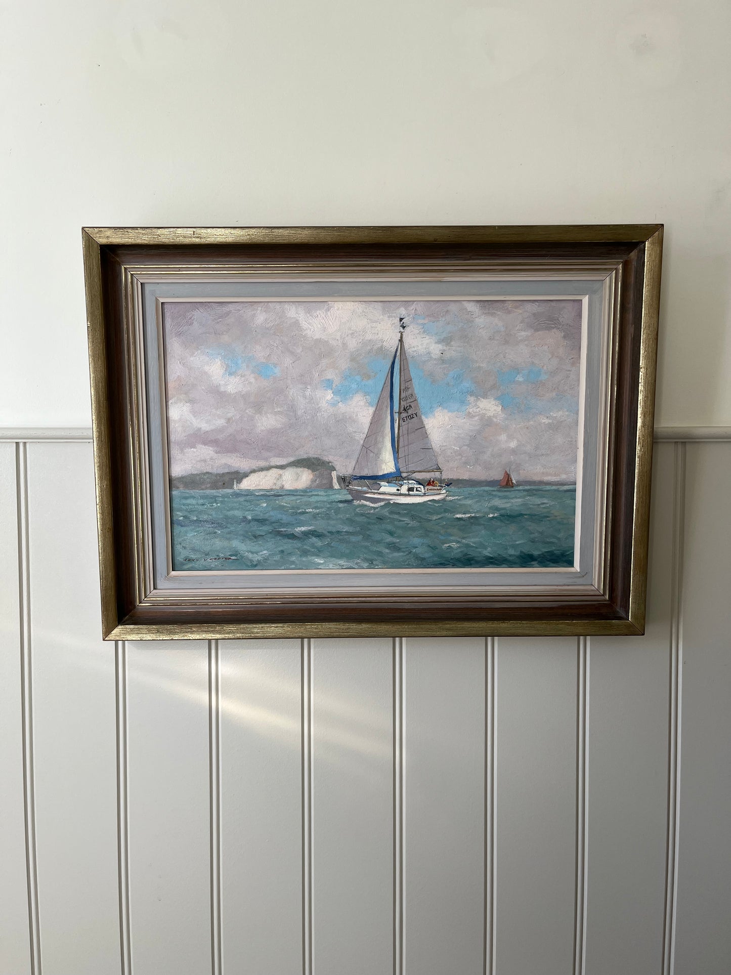 Sailing boat