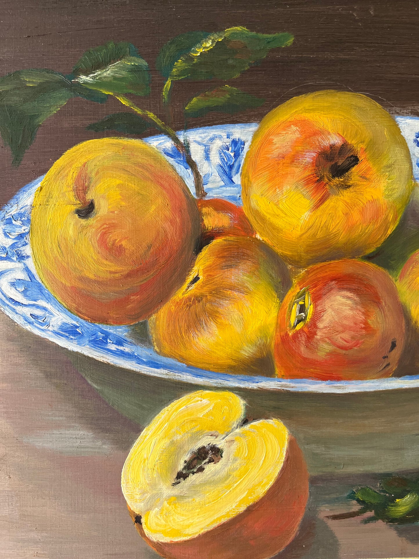 Apples and blue dish