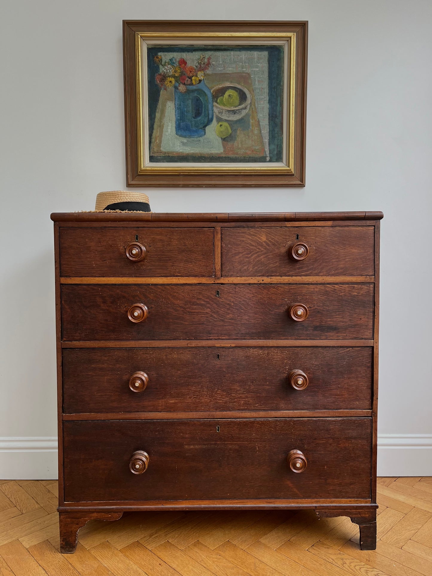 Stunning Victorian oak and mahogany chest of drawers