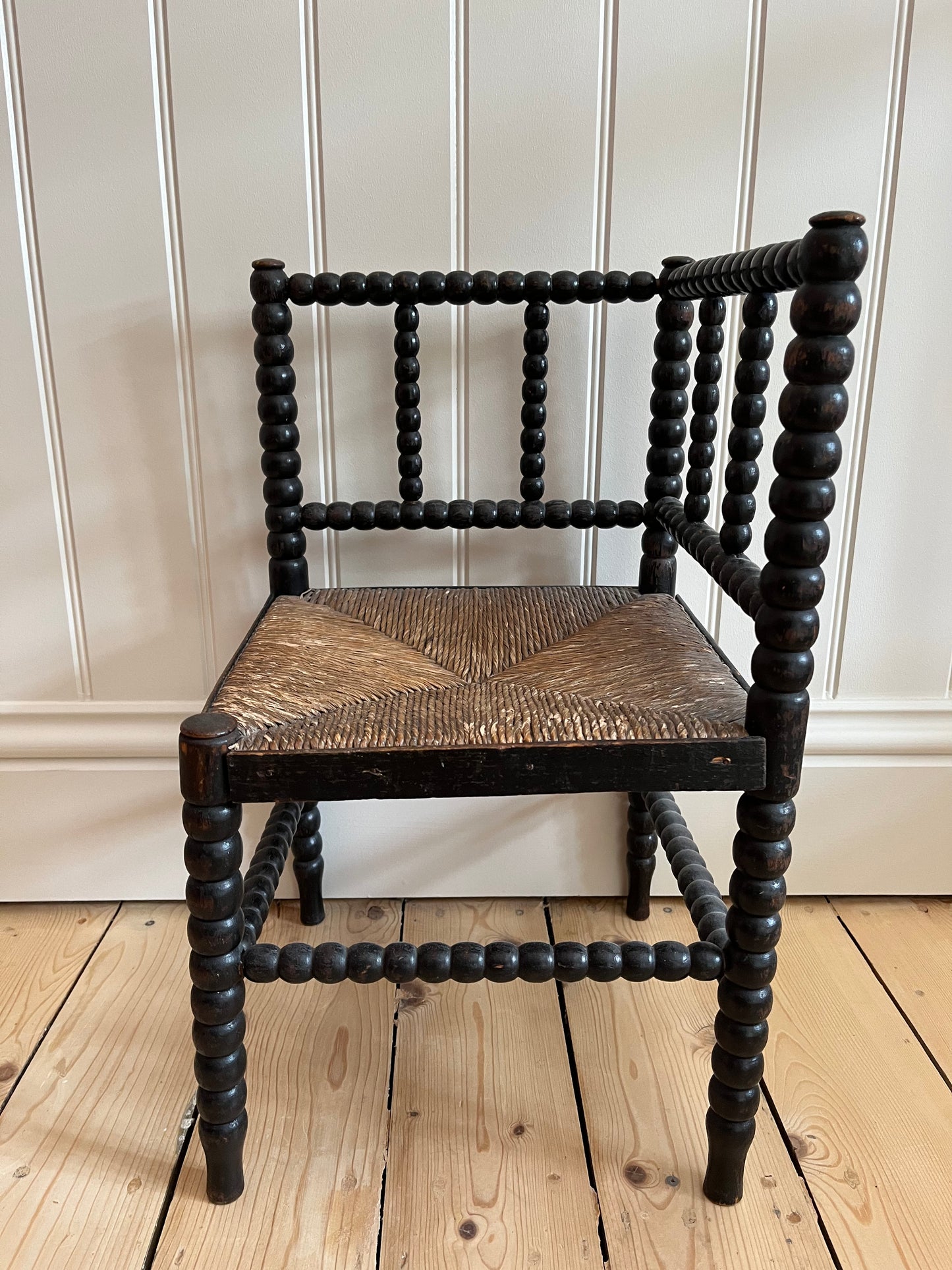 Childs bobbin chair