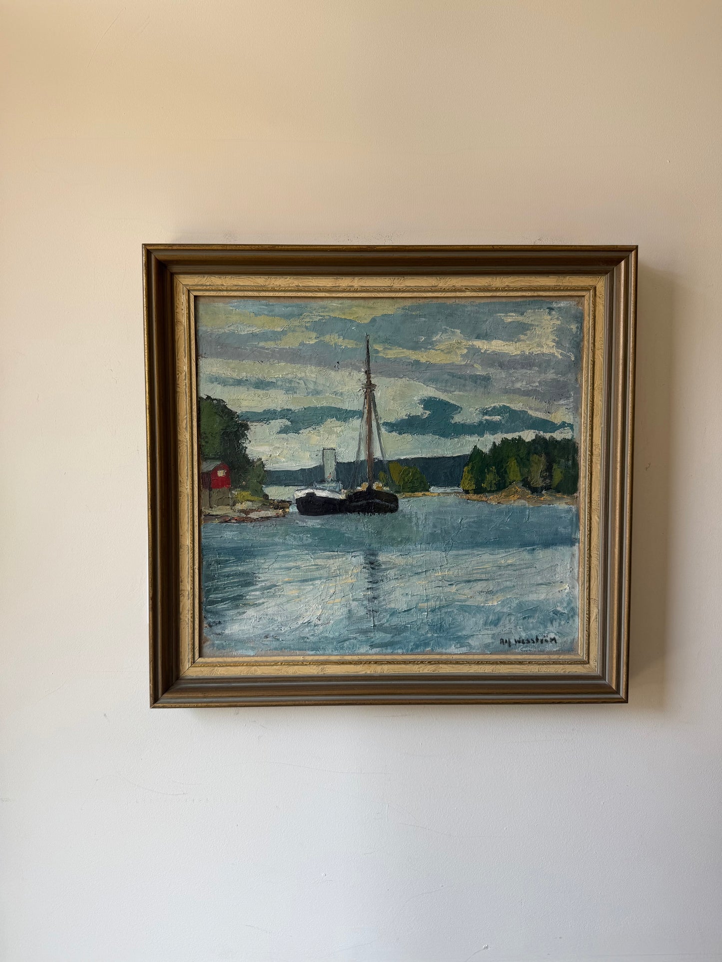 Sailing boat