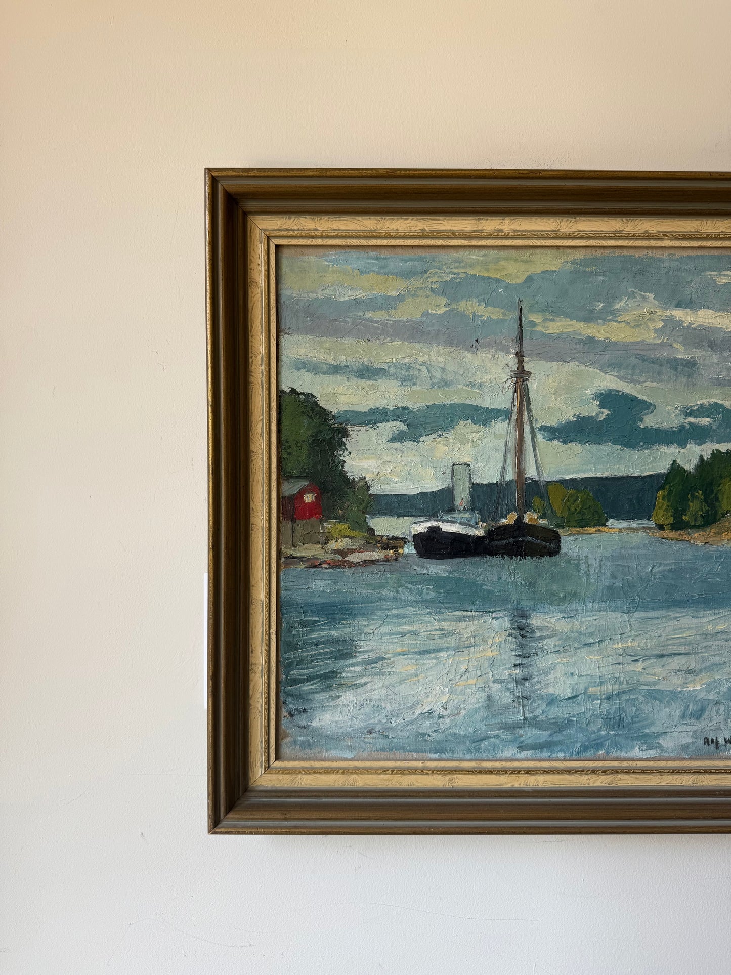Sailing boat