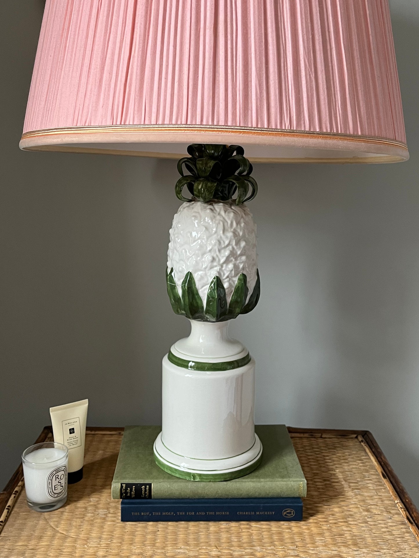 Vintage Italian Pineapple lamp