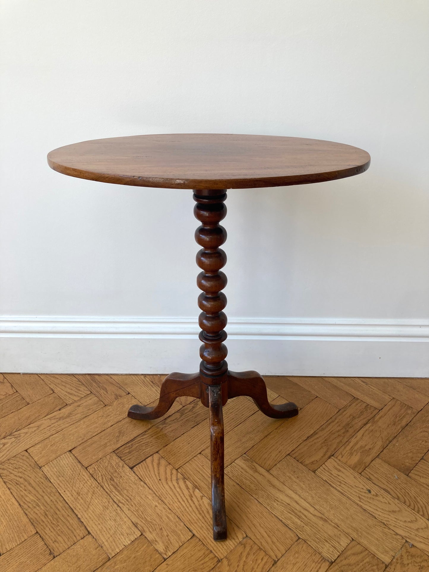 Bobbin occasional table