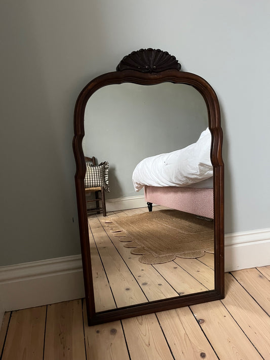 Mahogany mirror with shell detail